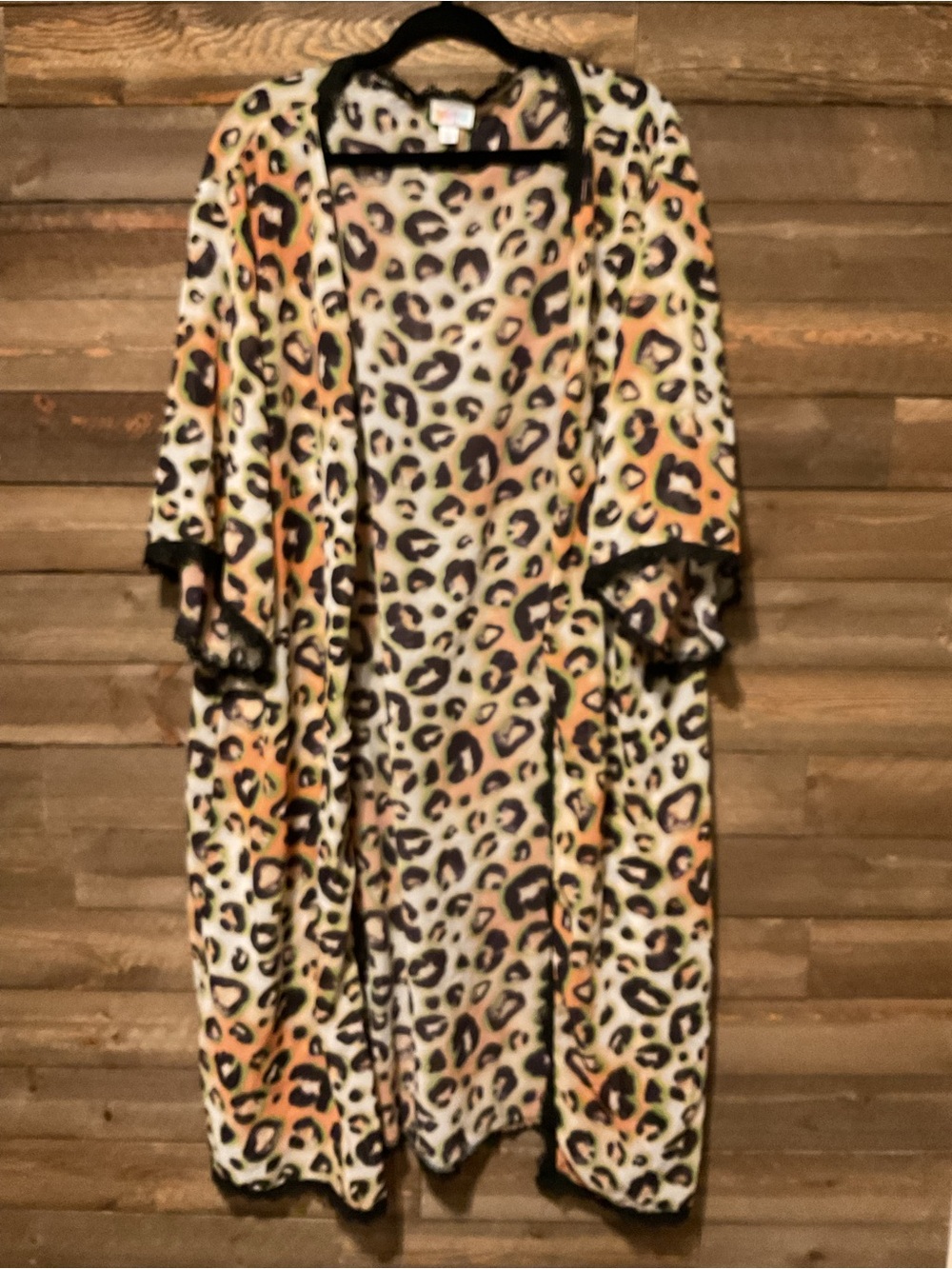 Lularoe Women’s Peach Black And Green Leopard Shirley Kimono Size Large